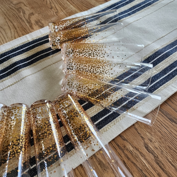 Anthropologie Gold Polka-dots Champagne Flutes Glasses set of 4 - Picture 2 of 12